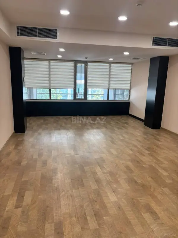 Kirayə verilir 1 otaqlı ofis 45 m²