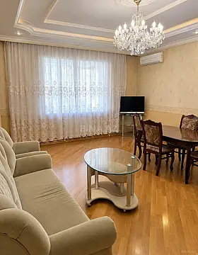 Kirayə verilir 3 otaqlı mənzil 165 m² — Bakı, Nərimanov 3 otaq 165.00 m²