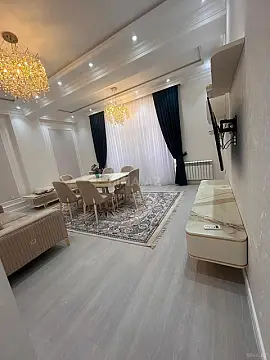 Kirayə verilir 3 otaqlı mənzil 140 m² — Bakı 3 otaq 140.00 m²