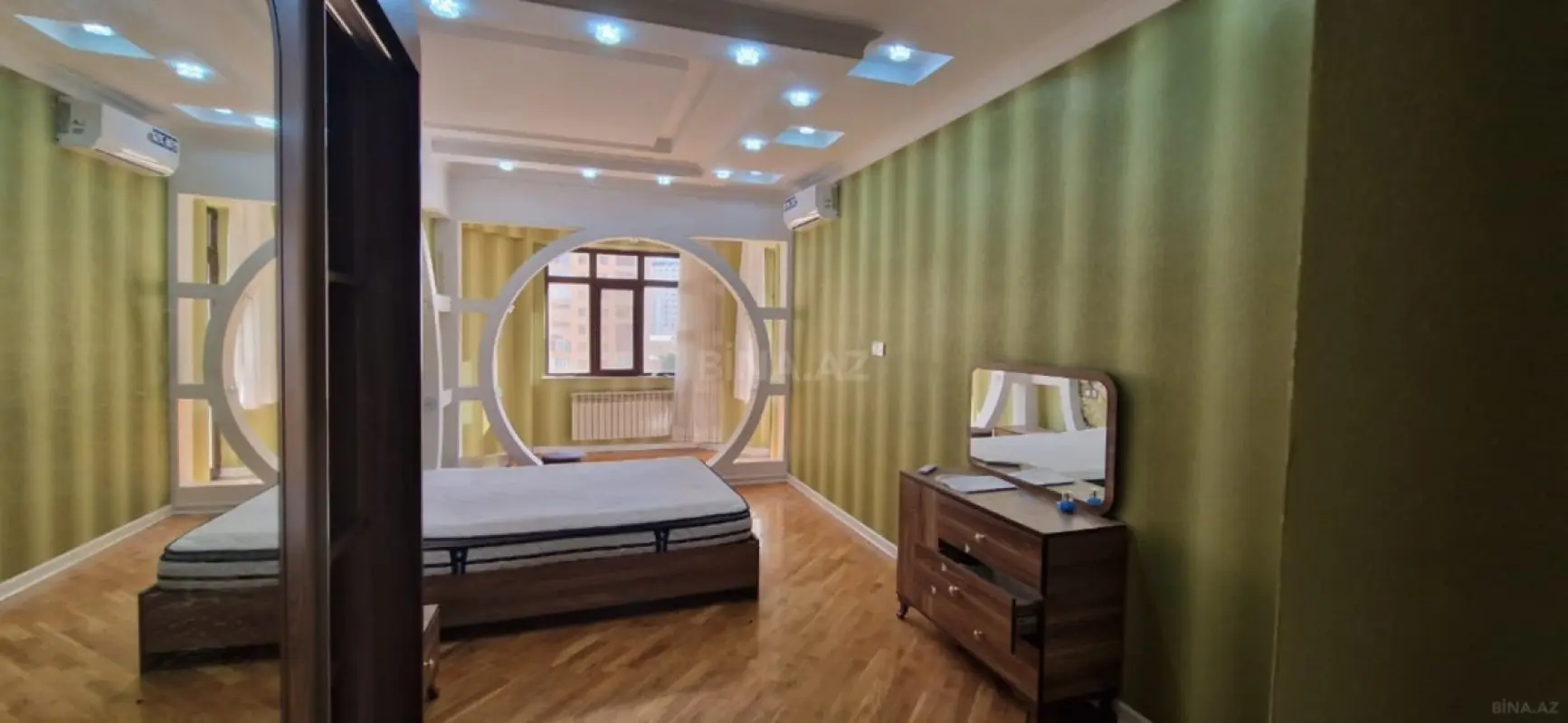 Kirayə verilir 3 otaqlı mənzil 140 m²