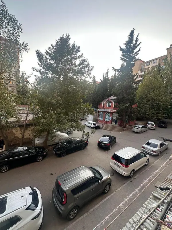 Satılır 3 otaqlı mənzil 86 m²