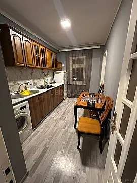 Kirayə verilir 3 otaqlı mənzil 85 m² — Bakı 3 otaq 85.00 m²