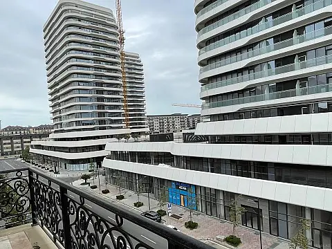 Kirayə verilir 3 otaqlı mənzil 135 m² — Bakı, Xətai 3 otaq 135.00 m²