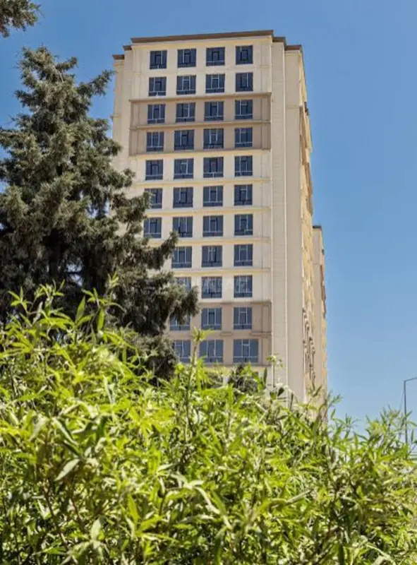 Satılır 2 otaqlı mənzil 57 m²