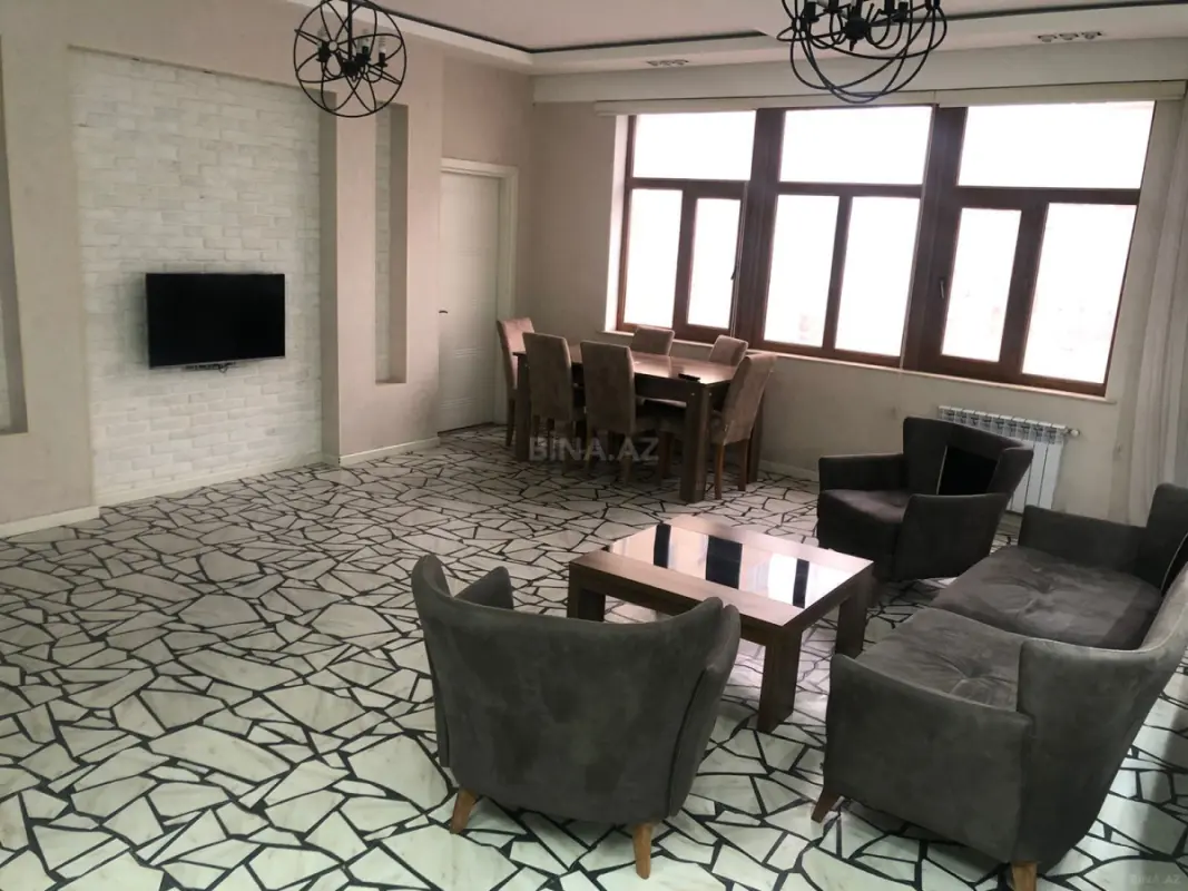 Kirayə verilir 3 otaqlı mənzil 120 m²