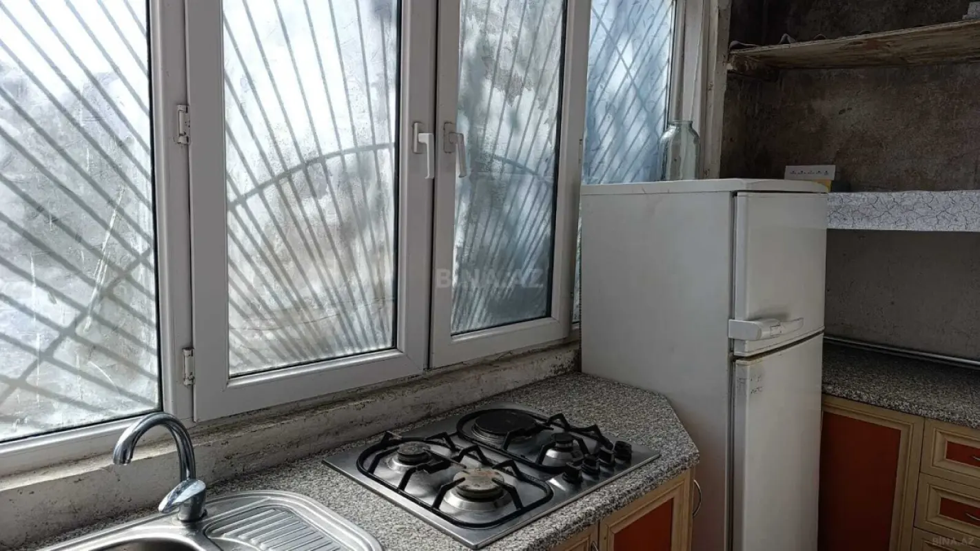 Satılır 1 otaqlı mənzil 40 m²