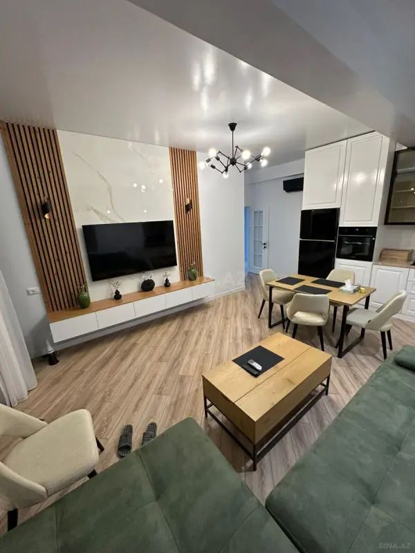 Kirayə verilir 3 otaqlı mənzil 130 m²