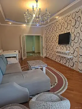 Kirayə verilir 3 otaqlı mənzil 130 m² — Bakı 3 otaq 130.00 m²