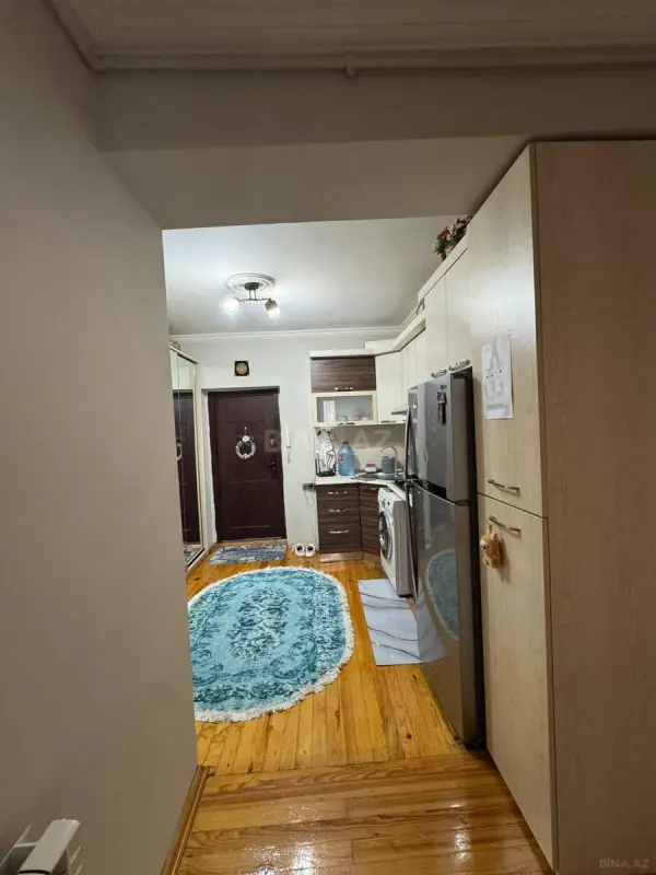 Satılır 2 otaqlı mənzil 68 m²