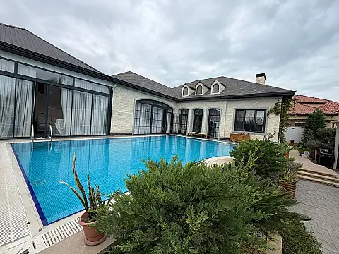 Satılır 6 otaqlı həyət evi 220 m² — Bakı, Mərdəkan 6 otaq 220.00 m²