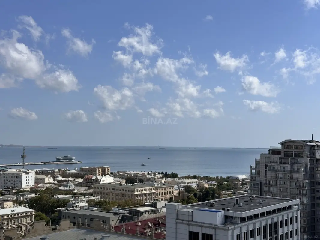 Kirayə verilir 3 otaqlı mənzil 125 m²