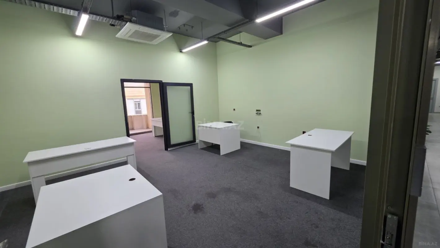 Kirayə verilir 2 otaqlı ofis 60 m²