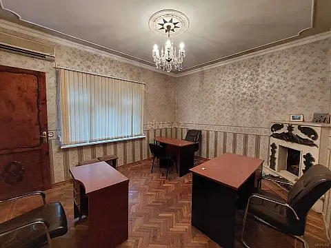Kirayə verilir 4 otaqlı ofis 100 m² — Bakı, Nəsimi 4 otaq 100.00 m²