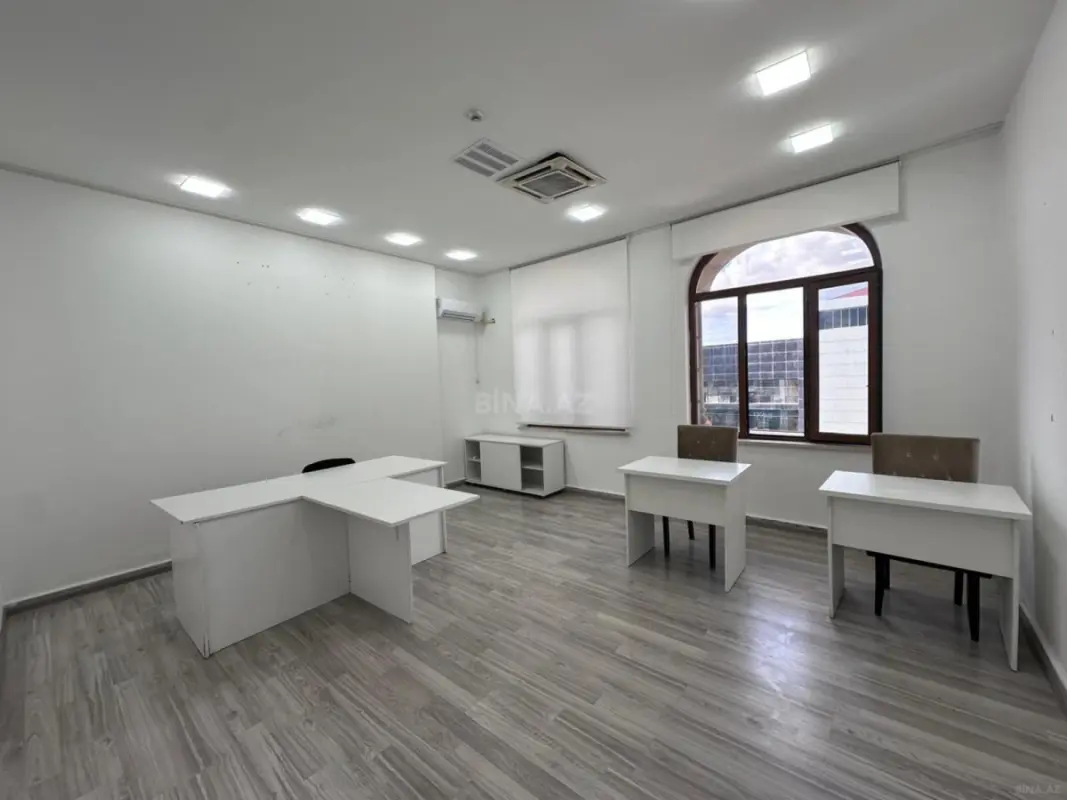 Kirayə verilir 1 otaqlı ofis 30 m²