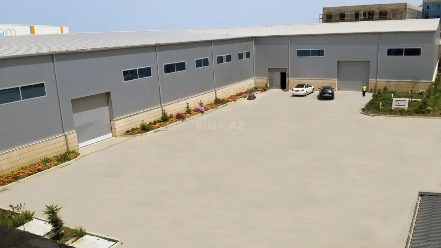 Kirayə verilir obyekt 2000 m²