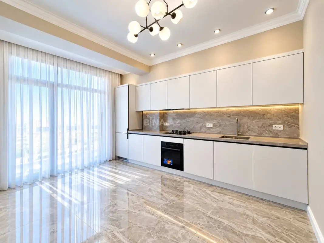 Satılır 2 otaqlı mənzil 87 m²