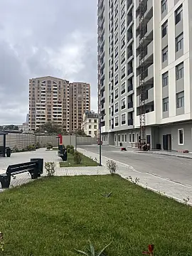 Satılır 4 otaqlı mənzil 175 m² — Bakı 4 otaq 175.00 m²