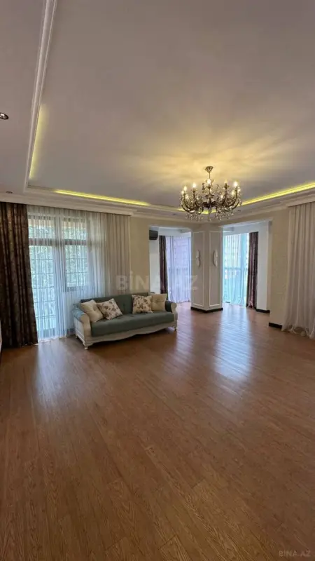 Satılır 2 otaqlı mənzil 105 m²