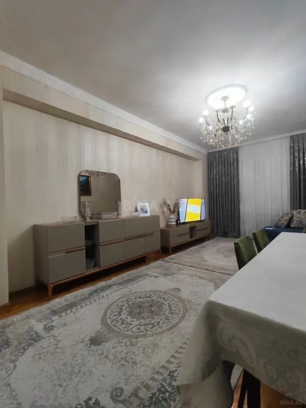 Satılır 3 otaqlı mənzil 114 m²