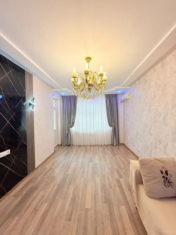 Satılır 2 otaqlı mənzil 62 m²