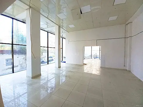 Kirayə verilir obyekt 195 m² — Bakı, Əhmədli 195.00 m²