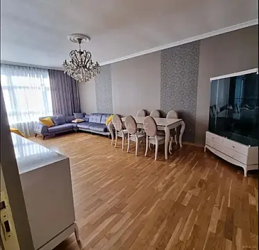 Kirayə verilir 3 otaqlı mənzil 90 m² — Bakı, Memar Əcəmi yanı 3 otaq 90.00 m²