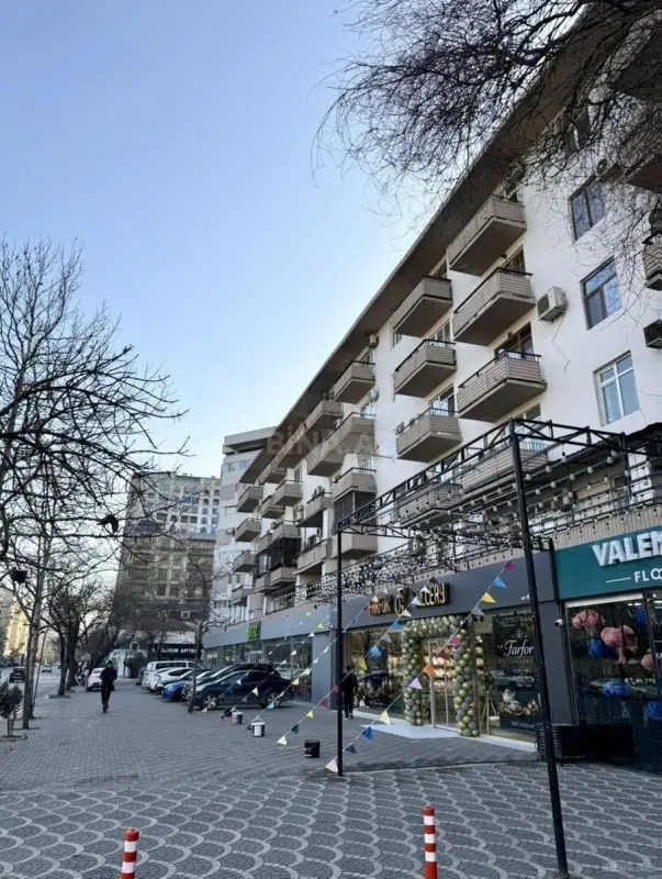 Satılır 2 otaqlı mənzil 50 m²