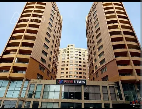Satılır 3 otaqlı mənzil 150 m² — Bakı, İnşaatçılar 3 otaq 150.00 m²