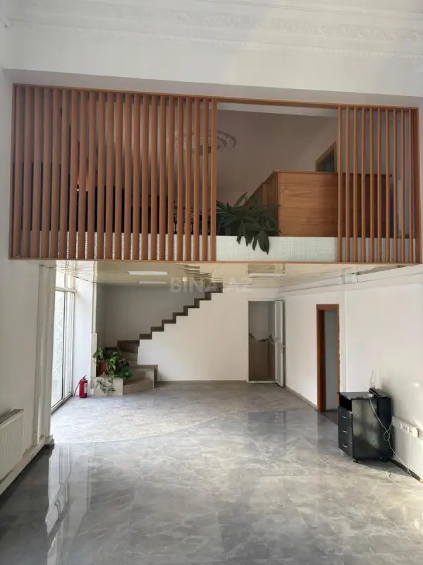 Kirayə verilir obyekt 351 m²