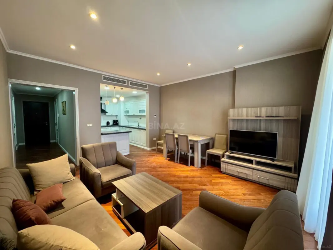 Kirayə verilir 3 otaqlı mənzil 114 m²