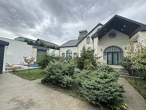 Satılır 4 otaqlı həyət evi 200 m² — Bakı, Mərdəkan 4 otaq 200.00 m²