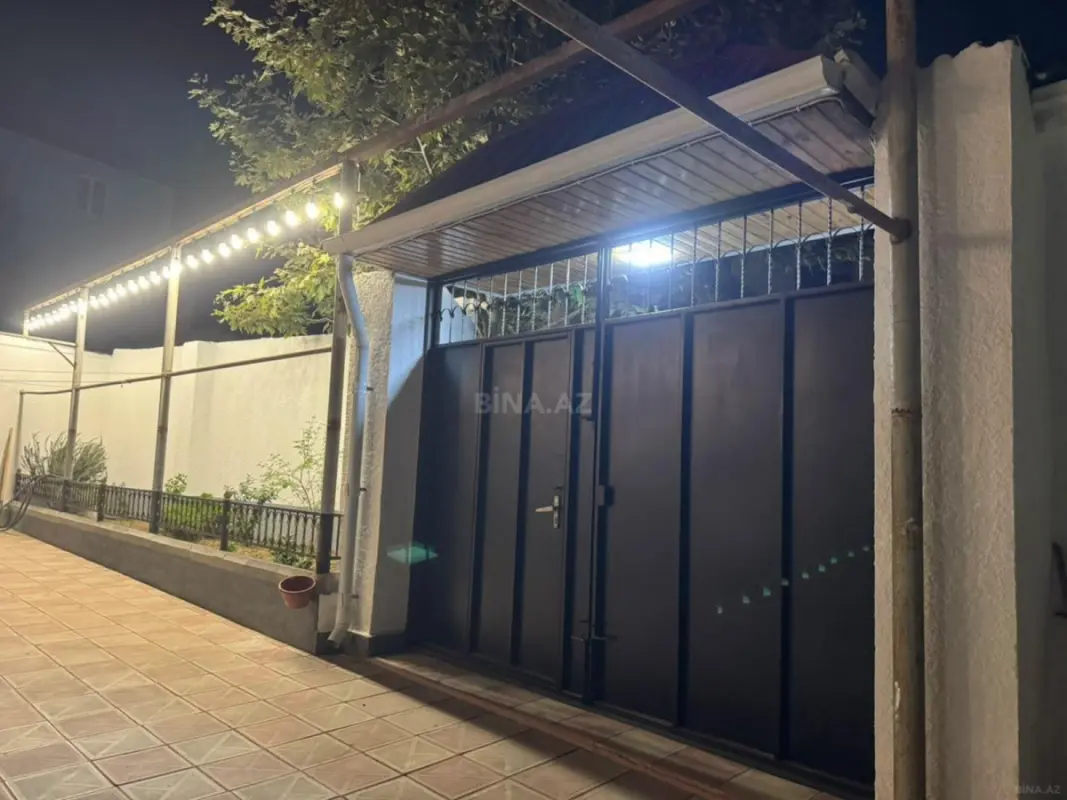 Satılır 4 otaqlı həyət evi 185 m²