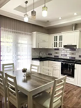 Kirayə verilir 3 otaqlı həyət evi 110 m² — Bakı, Badamdar 3 otaq 110.00 m²