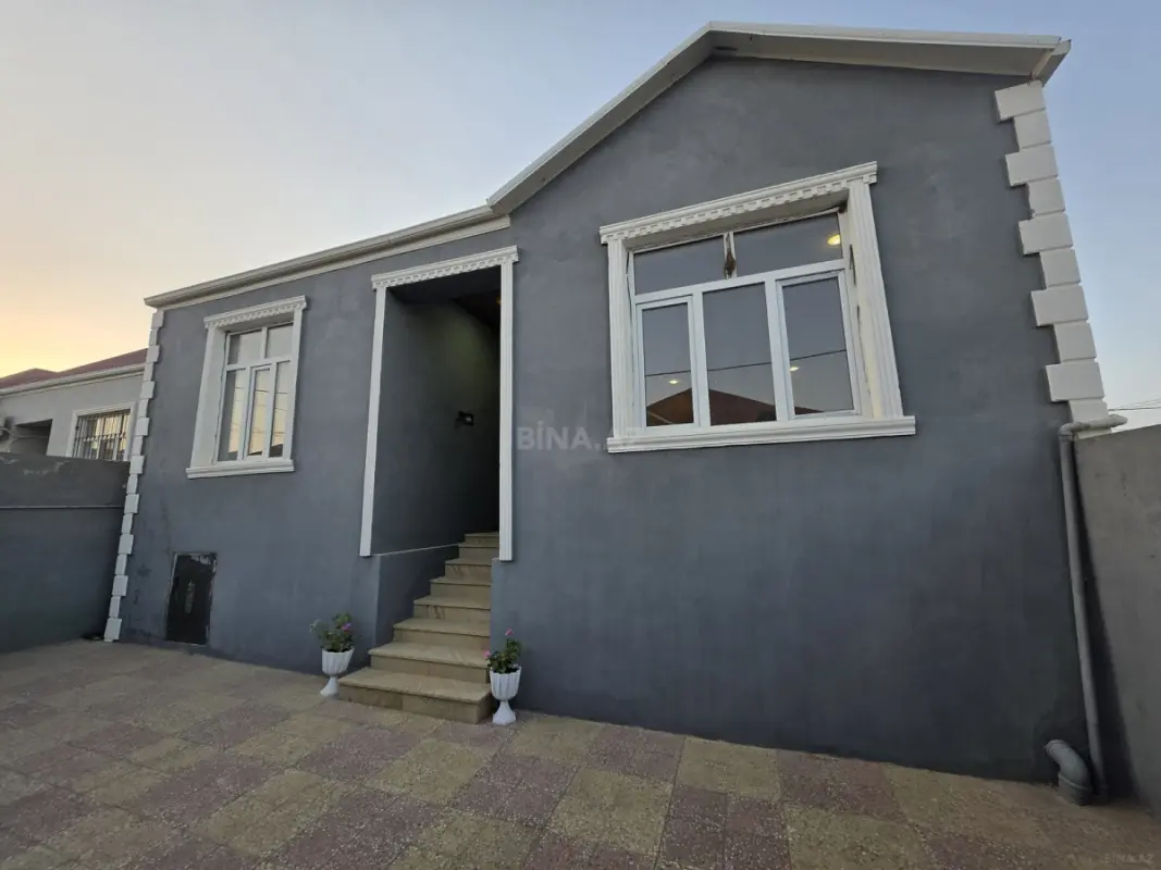 Satılır 4 otaqlı həyət evi 105 m²