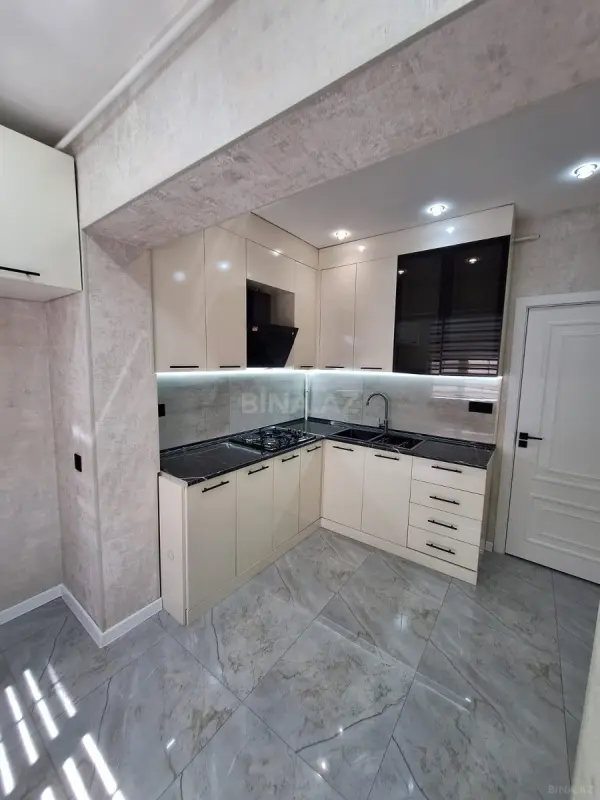 Satılır 3 otaqlı mənzil 82 m²