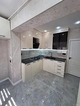 Satılır 3 otaqlı mənzil 82 m² — Bakı, Köhnə Günəşli 3 otaq 82.00 m²