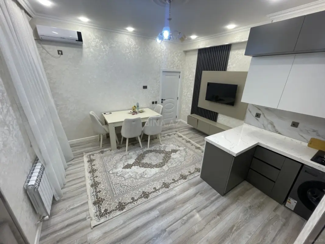 Kirayə verilir 2 otaqlı mənzil 70 m²