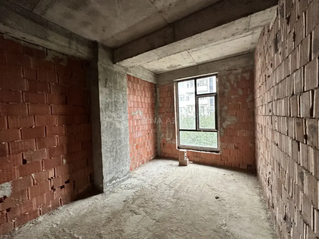 Satılır 2 otaqlı mənzil 55 m²