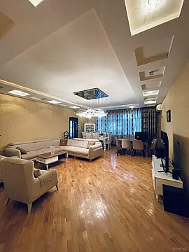 Satılır 4 otaqlı mənzil 200 m² — Bakı, Nəsimi 4 otaq 200.00 m²