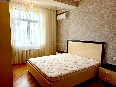 Satılır 2 otaqlı mənzil 70 m² — Bakı 2 otaq 70.00 m²