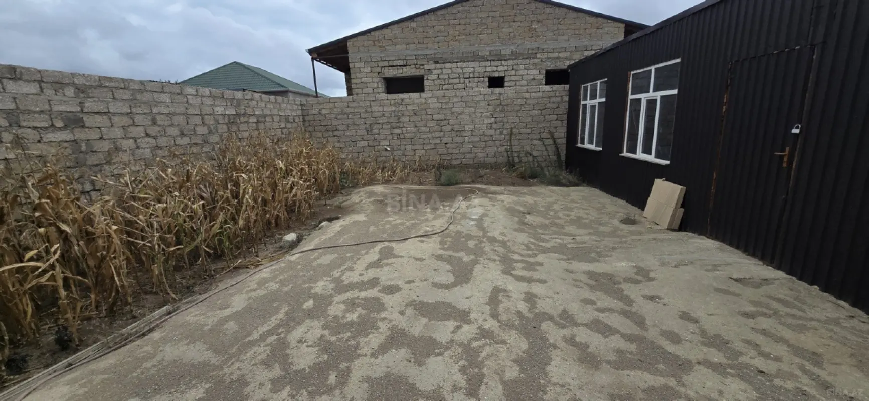Satılır torpaq sahəsi 2 m²