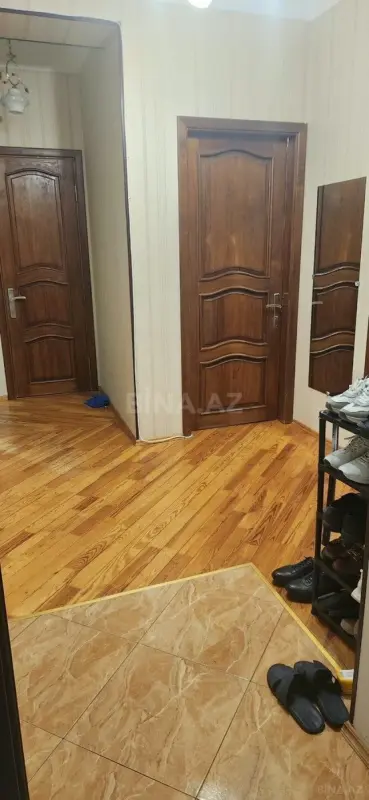 Kirayə verilir 4 otaqlı mənzil 110 m²