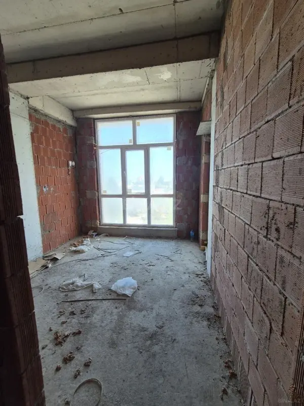 Satılır 3 otaqlı mənzil 101.1 m²