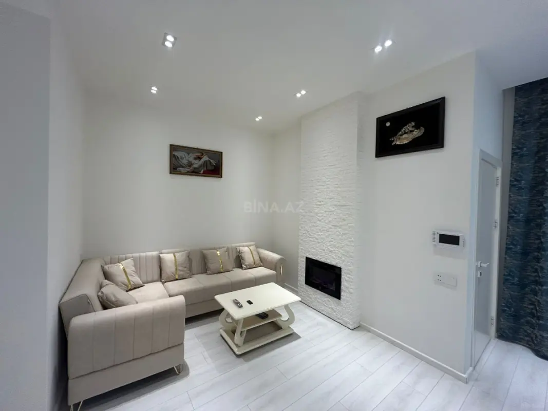 Kirayə verilir 2 otaqlı mənzil 42 m²