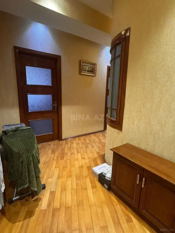 Kirayə verilir 3 otaqlı mənzil 110 m²