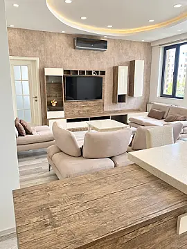 Satılır 3 otaqlı mənzil 130 m² — Bakı 3 otaq 130.00 m²