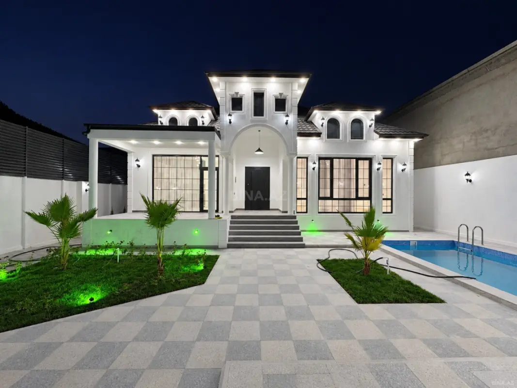 Satılır 4 otaqlı həyət evi 198 m²
