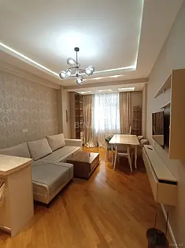 Kirayə verilir 2 otaqlı mənzil 70 m² — Bakı 2 otaq 70.00 m²
