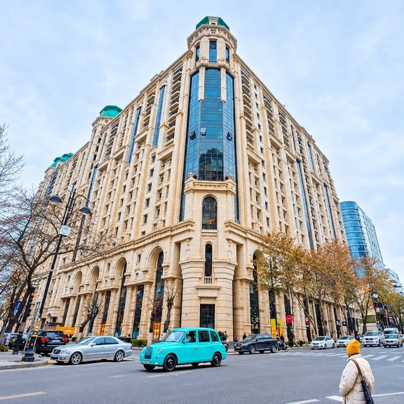 Kirayə verilir 2 otaqlı mənzil 108 m²