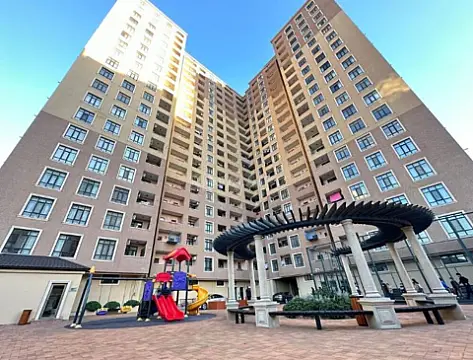 Satılır 2 otaqlı mənzil 70 m² — Bakı, 8-ci mikrorayon 2 otaq 70.00 m²